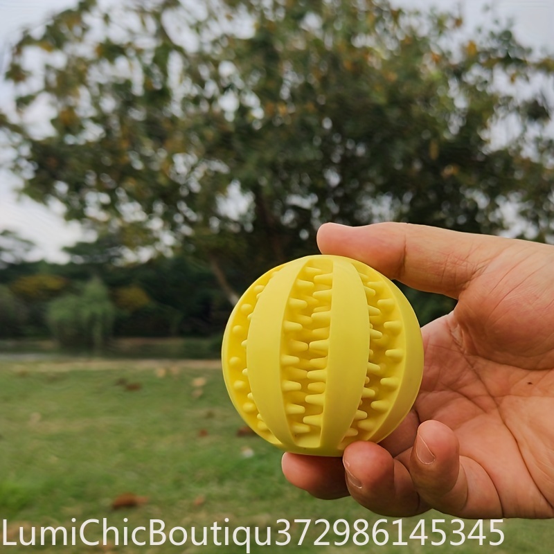 Rubber Treat Dispensing Dog Toy - Pelota de goma dispensadora de golosinas